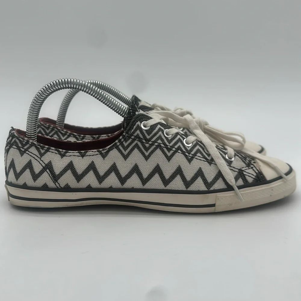 Converse x Missoni Collaboration Women’s Shoes Shiny Black White ZigZag W Size 8 - Picture 4 of 13